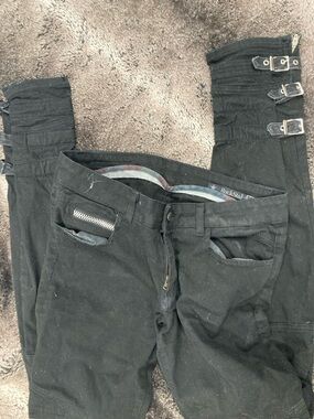 Rockstar women’s jeans  Black Straight Jeans with Buckle Detail